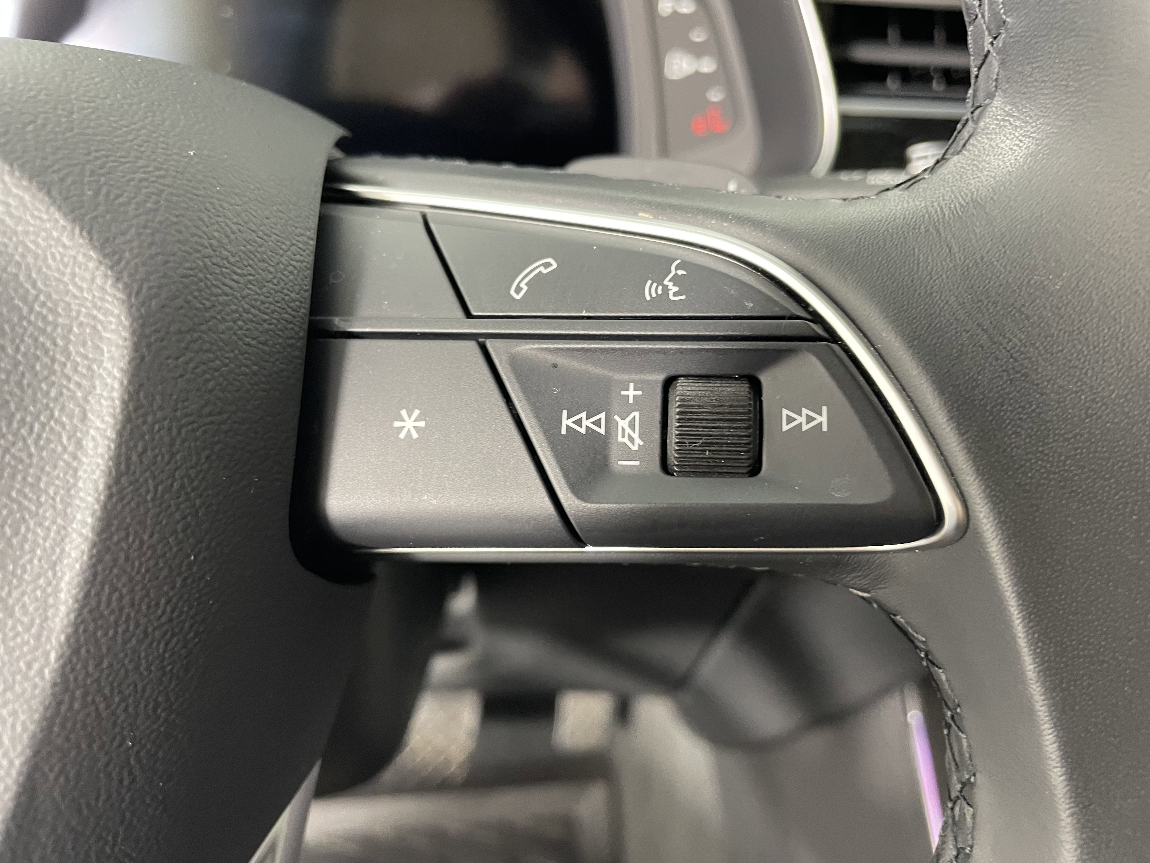 Used 2024 Audi Q7 Premium Plus image 18