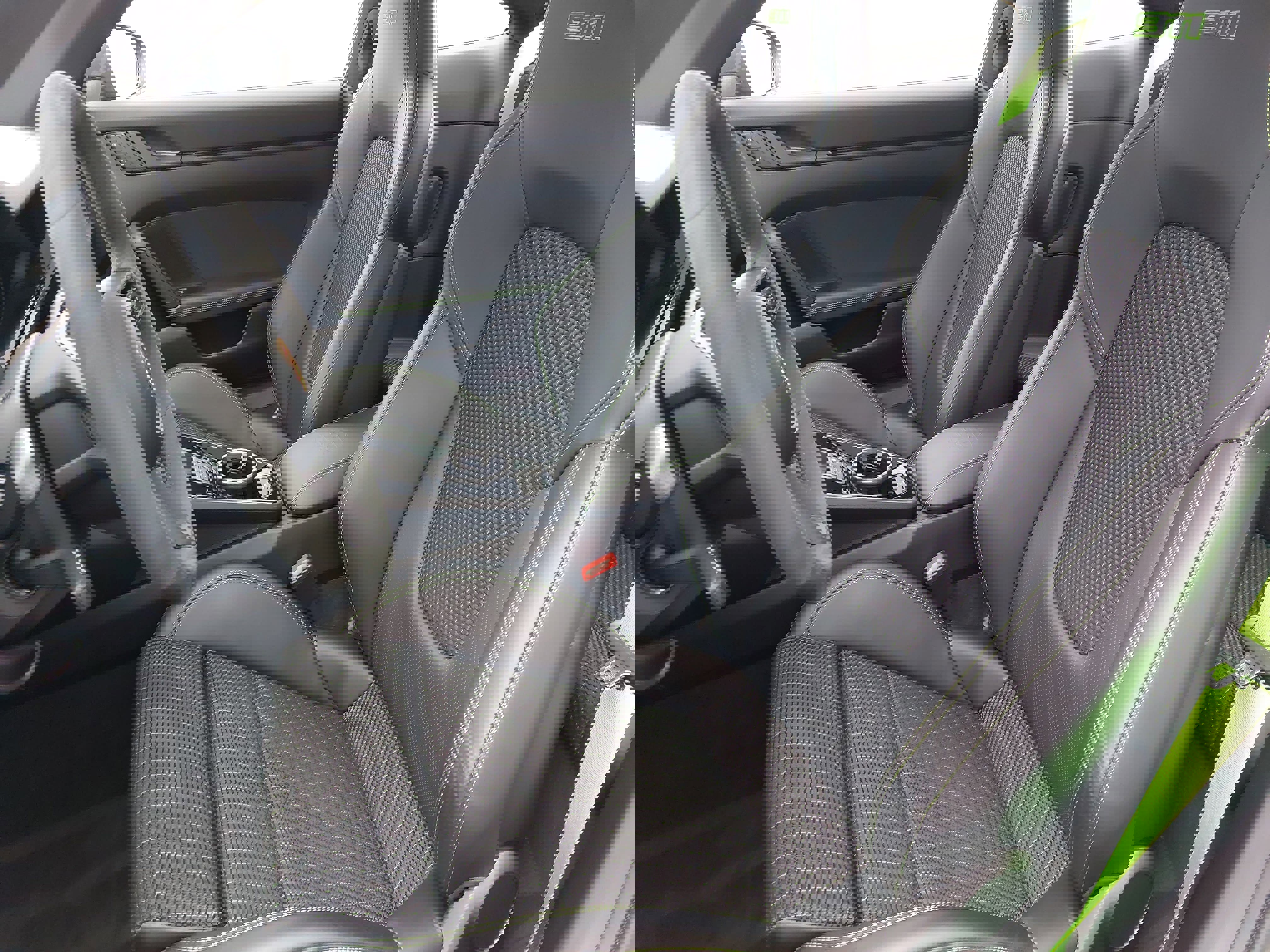 Certified 2024 Porsche 911 Carrera T image 5