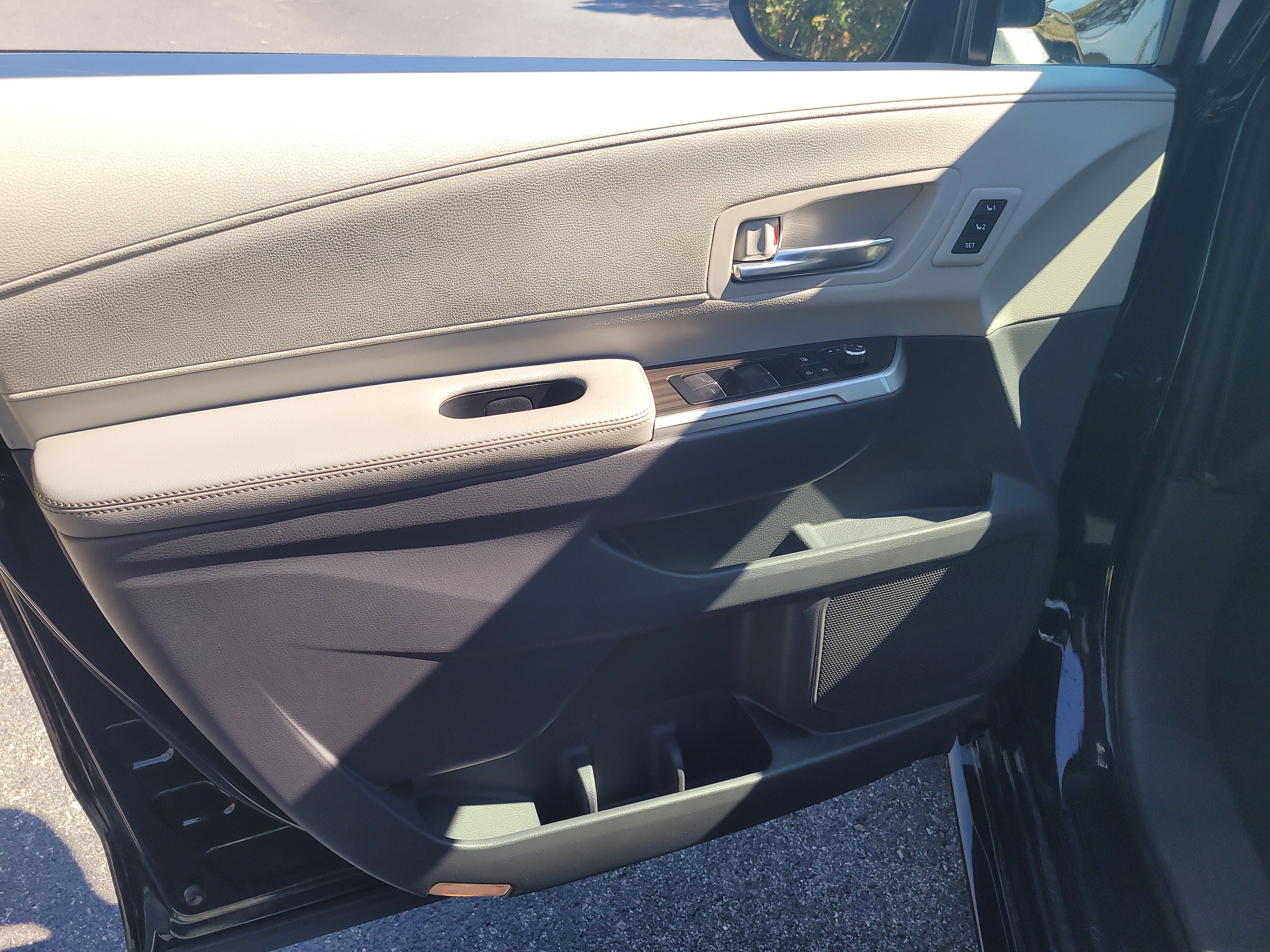 Certified 2023 Toyota Sienna Limited image 17