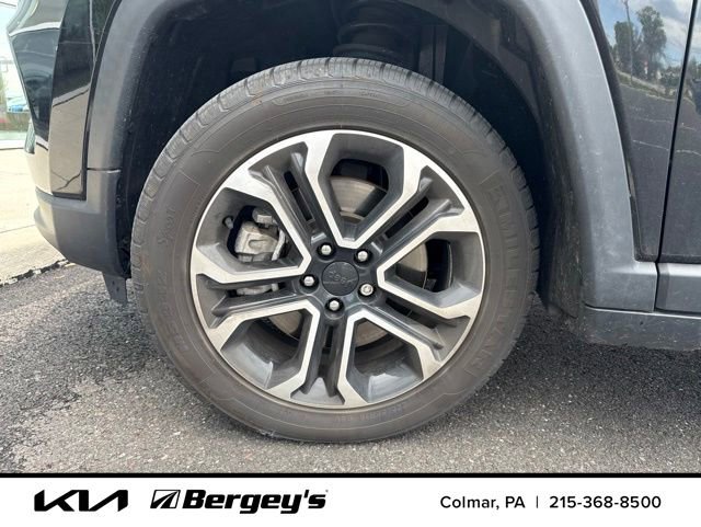 Used 2023 Jeep Compass Limited AWD/4WD image 8