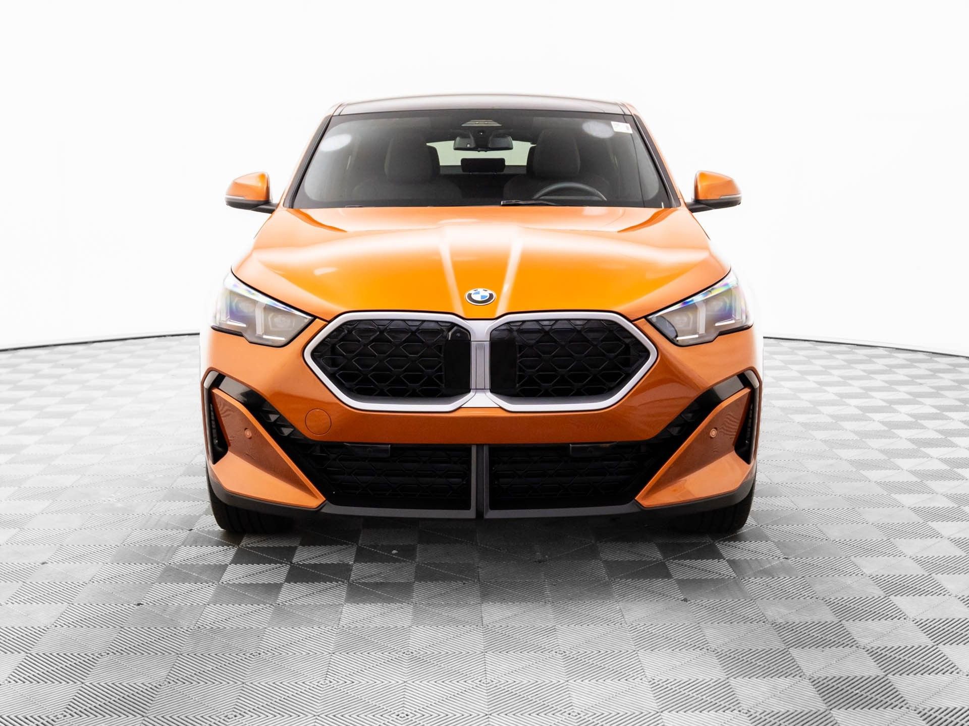Certified 2025 BMW X2 xDrive28i AWD/4WD image 9