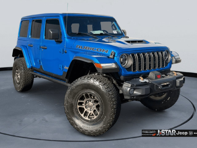 Used 2021 Jeep Wrangler Unlimited Rubicon w/ Xtreme Recon 35" Tire Package AWD/4WD image 3