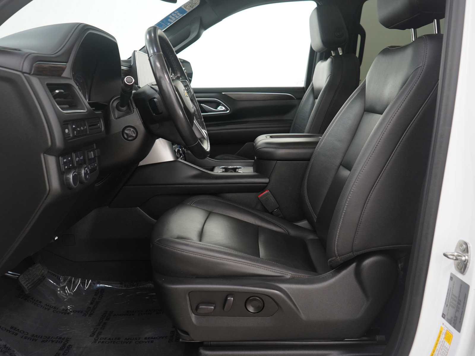 Used 2021 Chevrolet Tahoe LT w/ LT Signature Package image 28