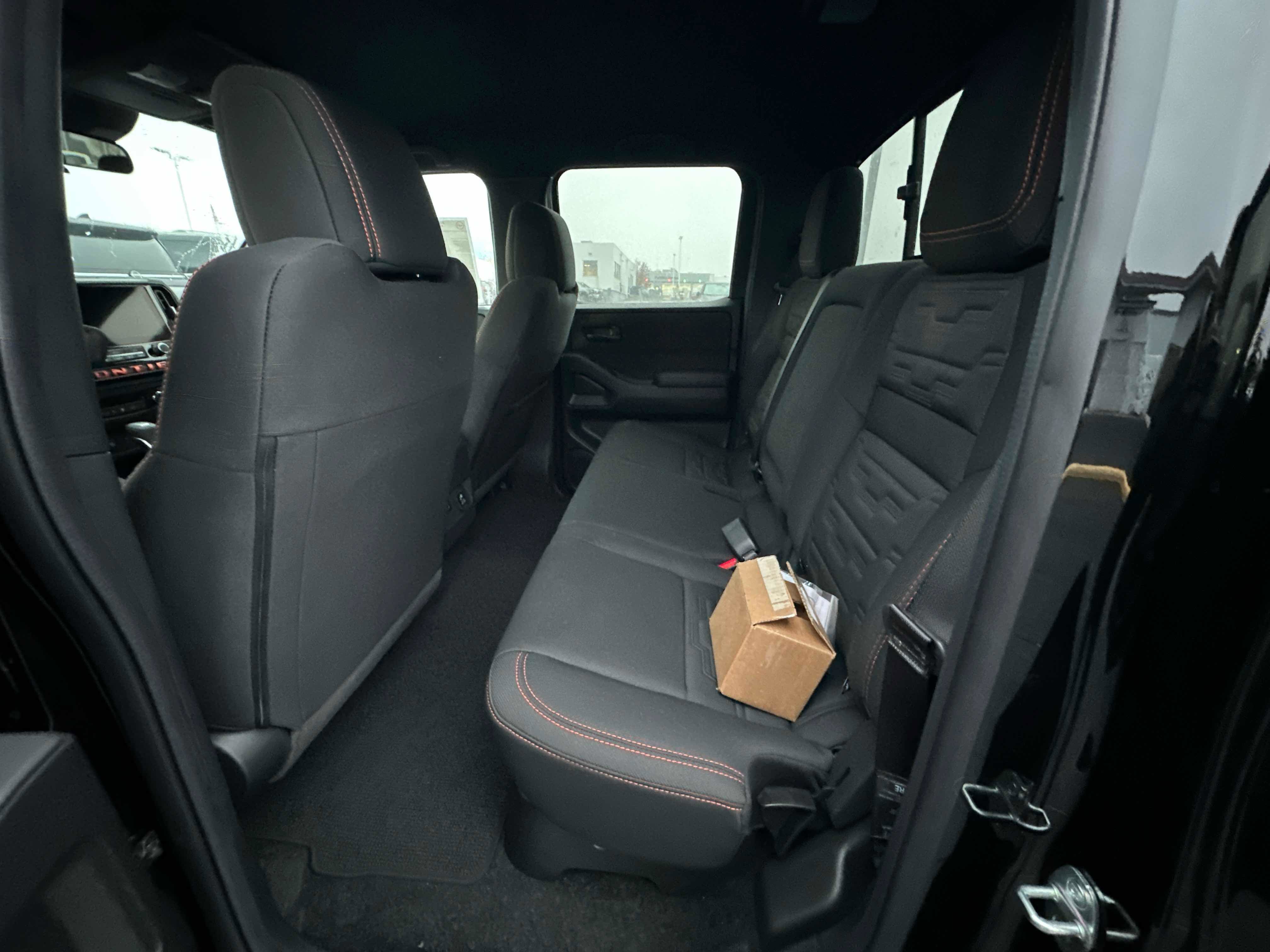 New 2026 Nissan Frontier PRO-4X w/ Pro-4x Convenience Package image 28