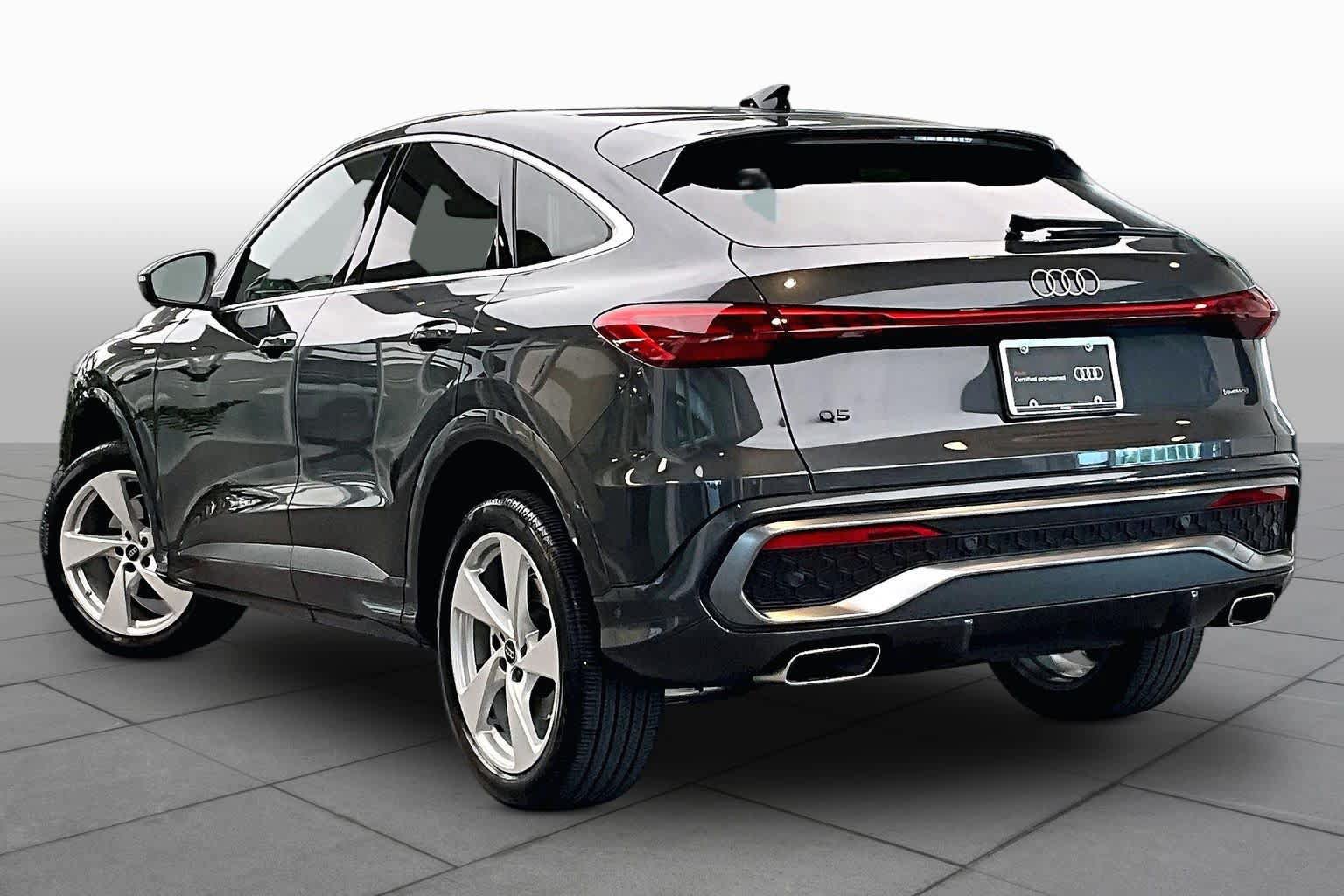 Used 2025 Audi Q5 Premium Plus w/ Premium Plus AWD/4WD image 14