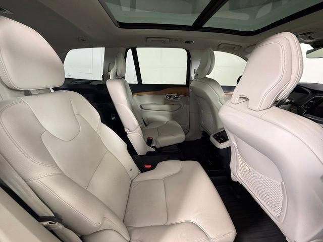 Used 2022 Volvo XC90 T6 Momentum w/ Advanced Package AWD/4WD image 29