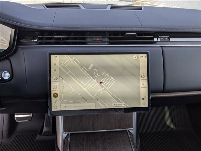 New 2026 Land Rover Range Rover SE image 12