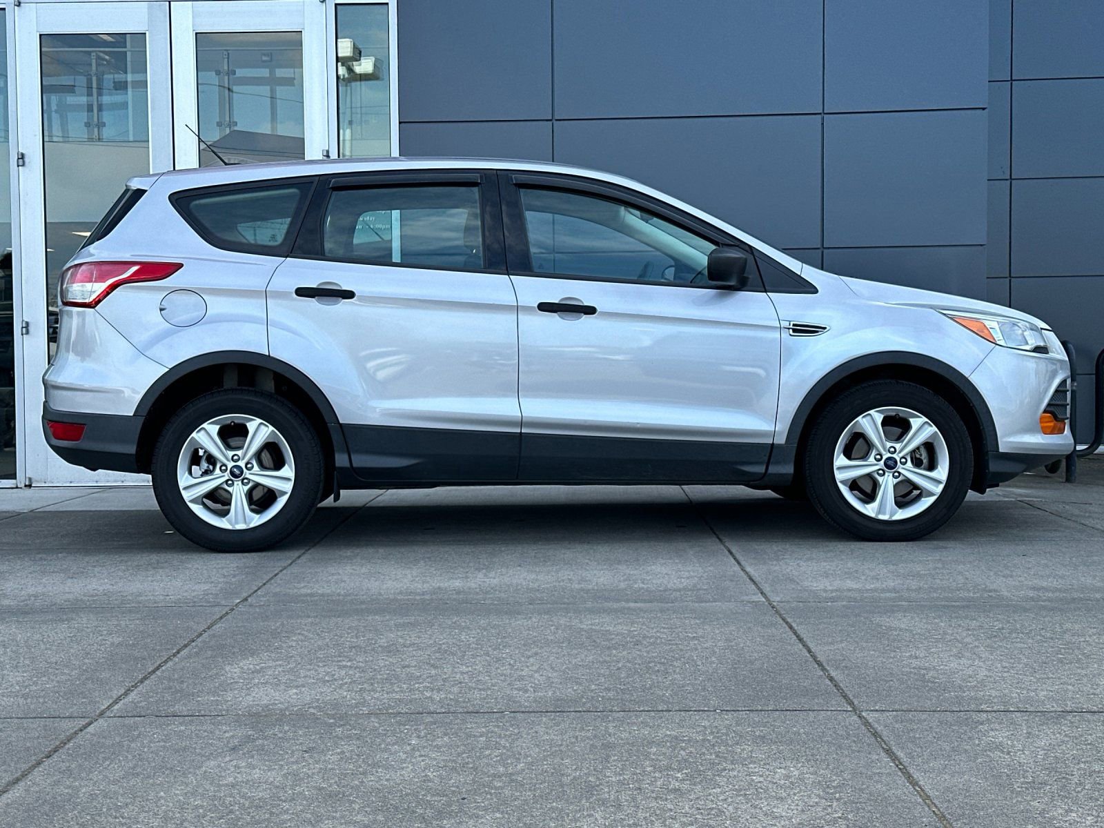 Used 2016 Ford Escape S image 2