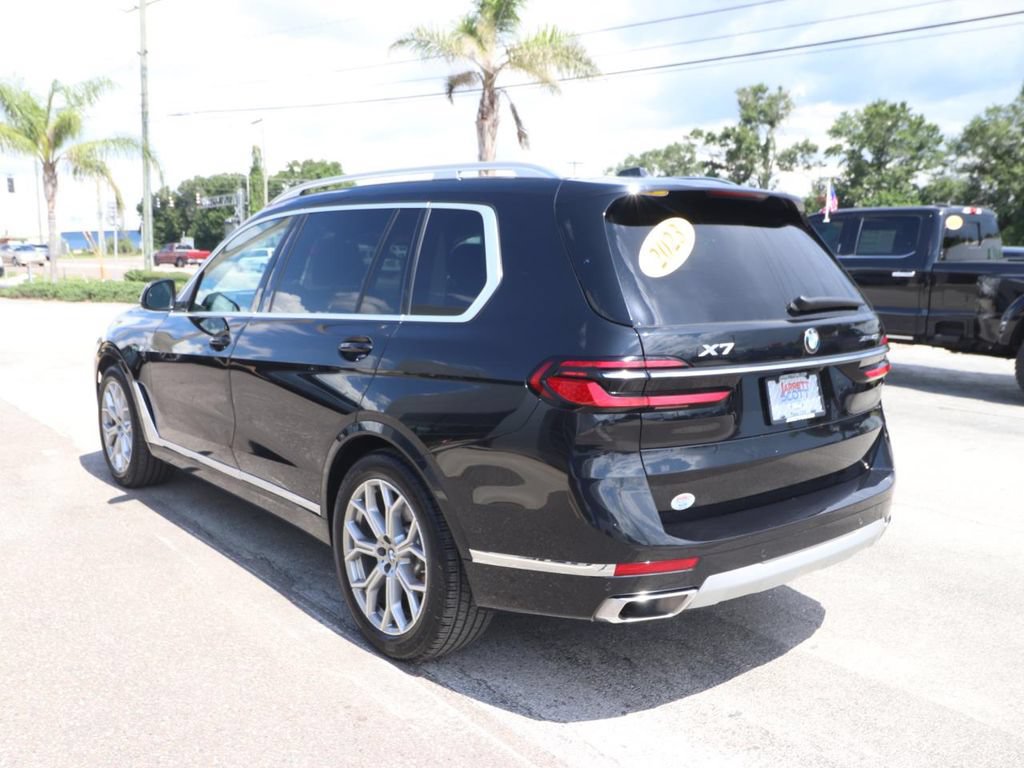 Used 2023 BMW X7 xDrive40i AWD/4WD image 8