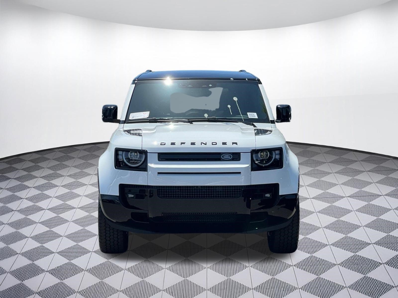 New 2026 Land Rover Defender 130 X-Dynamic SE AWD/4WD image 4