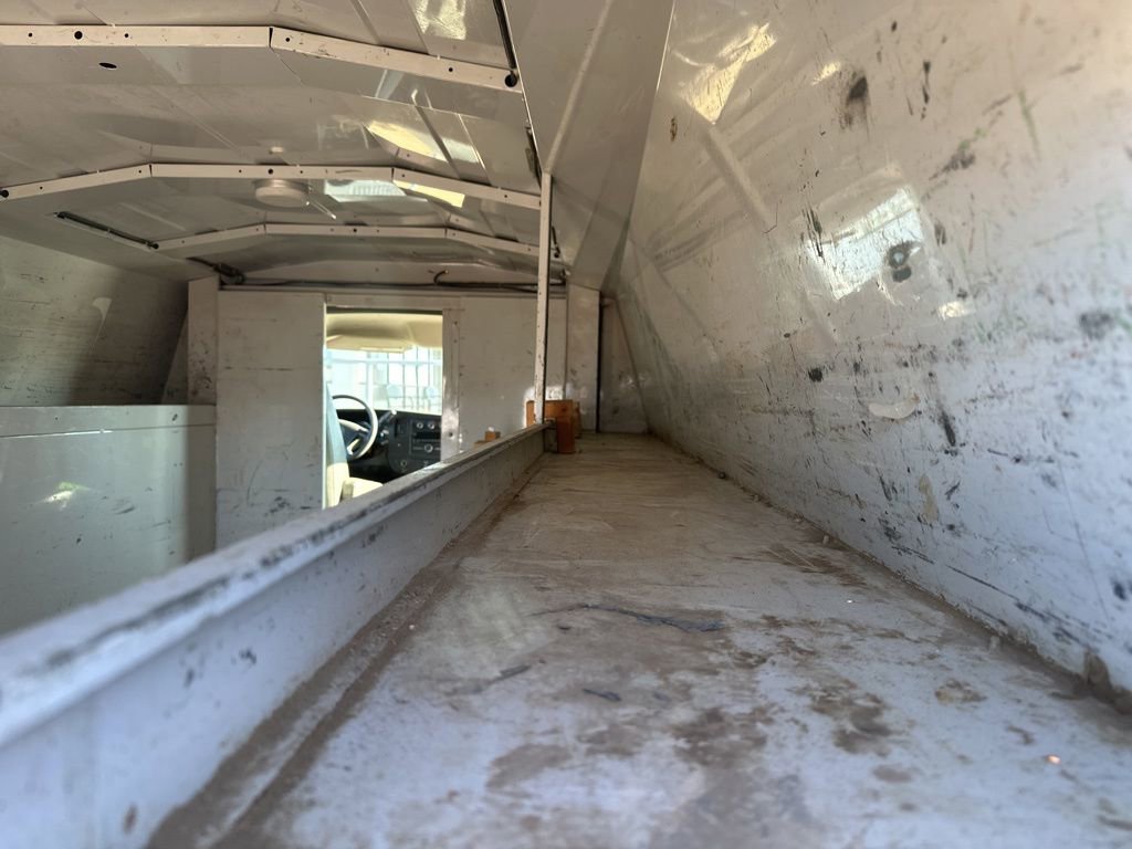 Used 2011 Chevrolet Express 3500 image 19