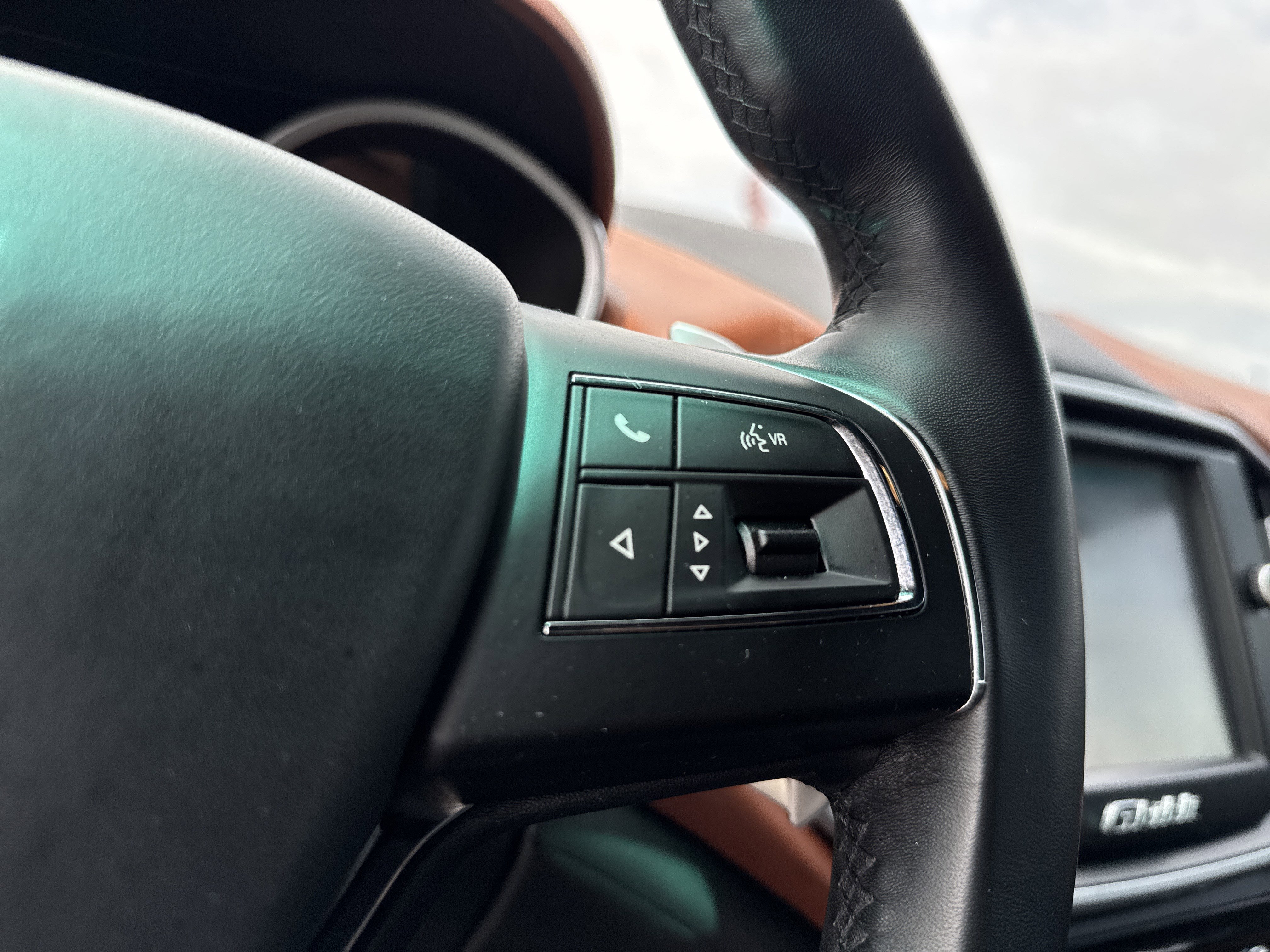 Used 2015 Maserati Ghibli S Q4 AWD/4WD image 20