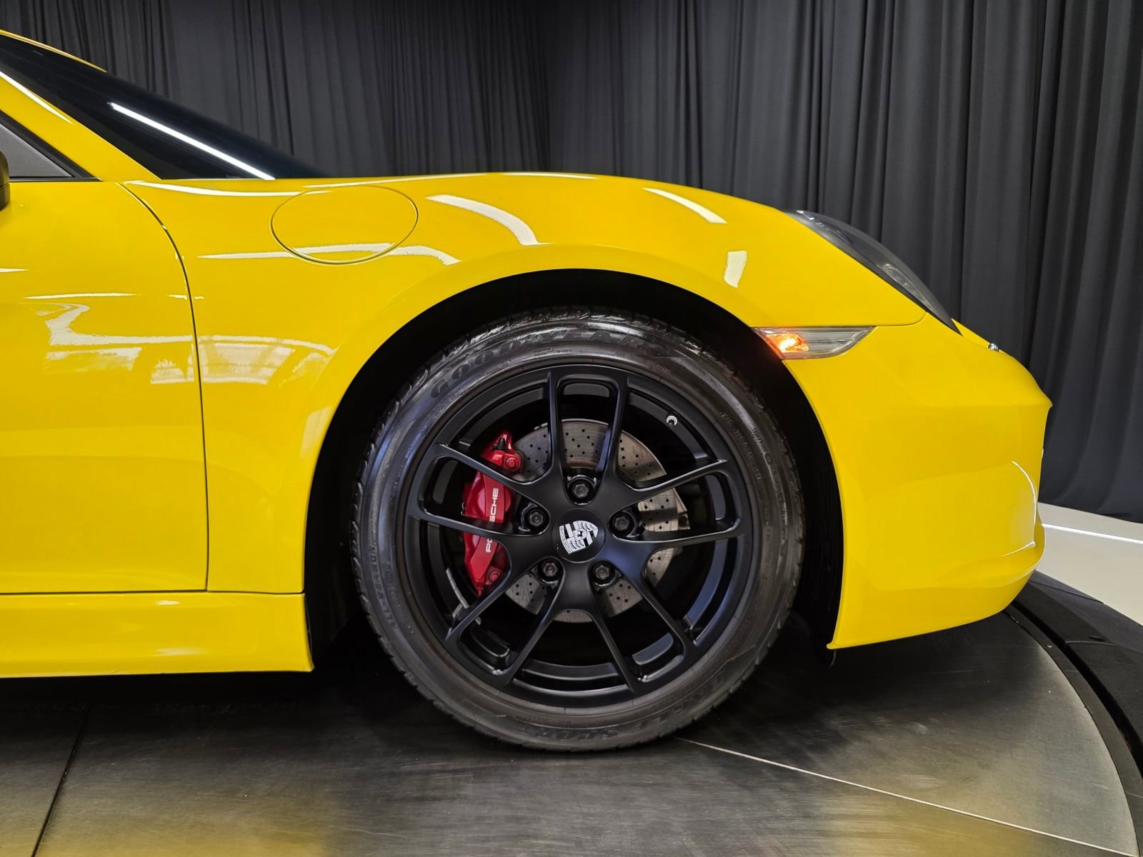 Used 2015 Porsche Cayman RWD image 45