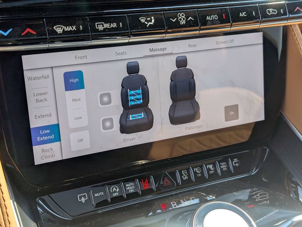 New 2026 Jeep Grand Wagoneer L Summit AWD/4WD image 19