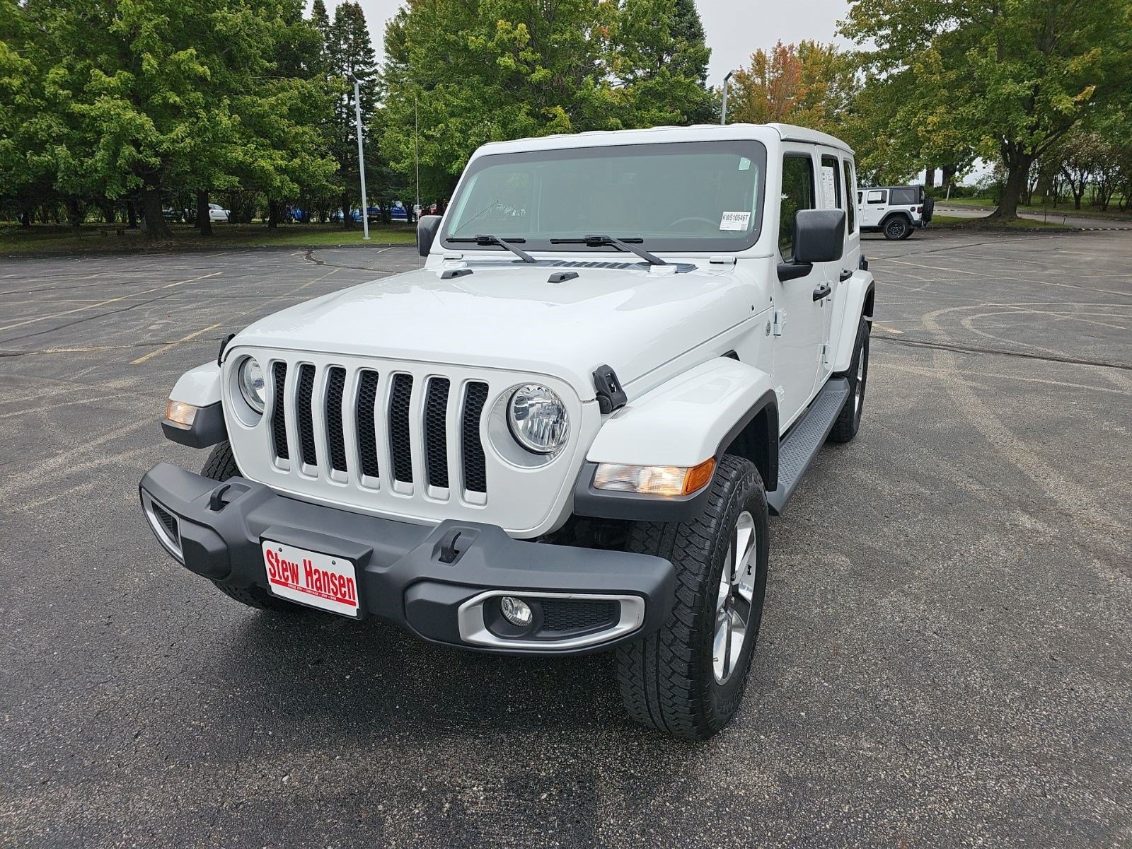 Used 2019 Jeep Wrangler Unlimited Sahara AWD/4WD image 2