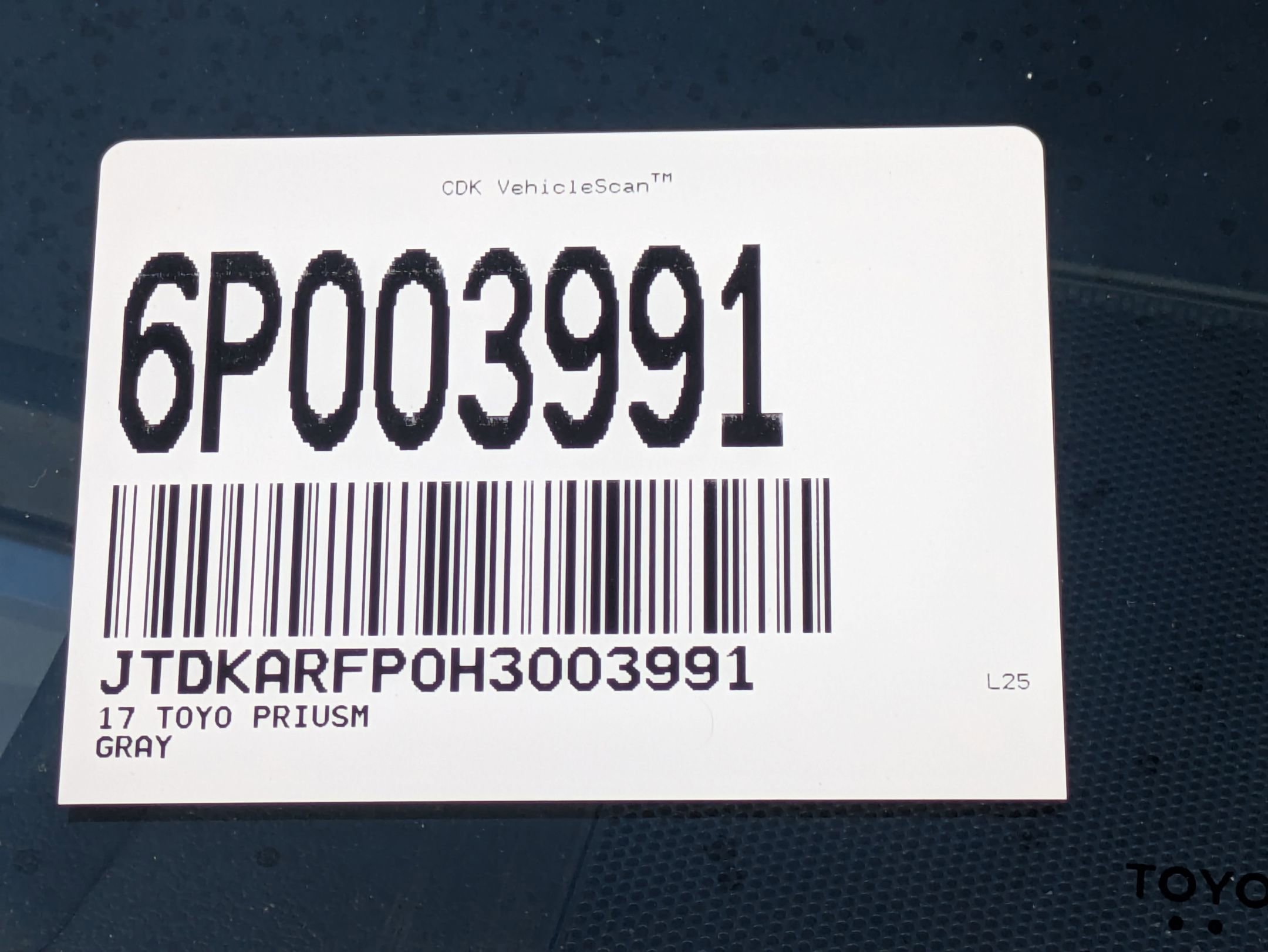 Used 2017 Toyota Prius Prime Plus image 33