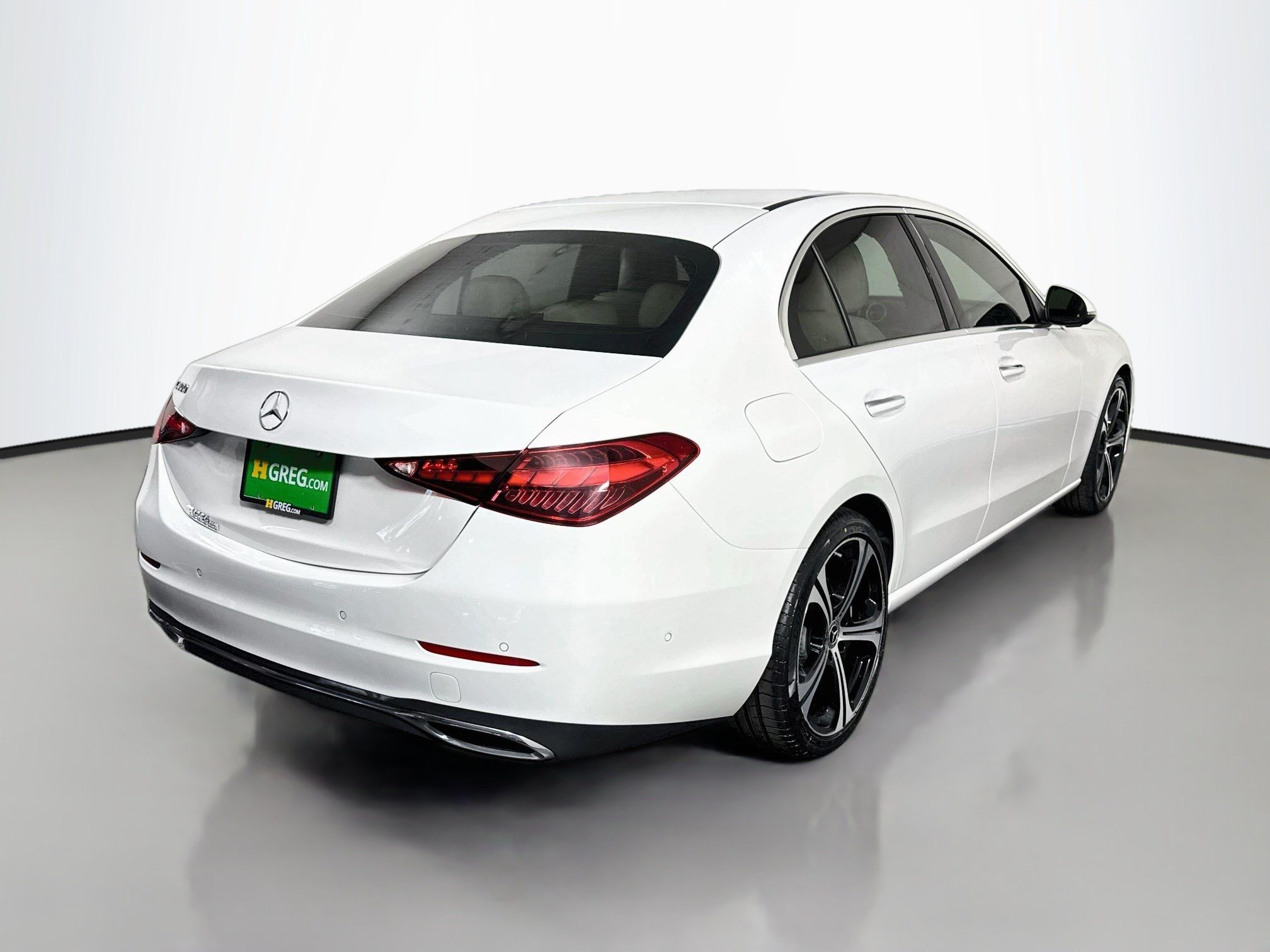Used 2024 Mercedes-Benz C 300 Sedan image 10
