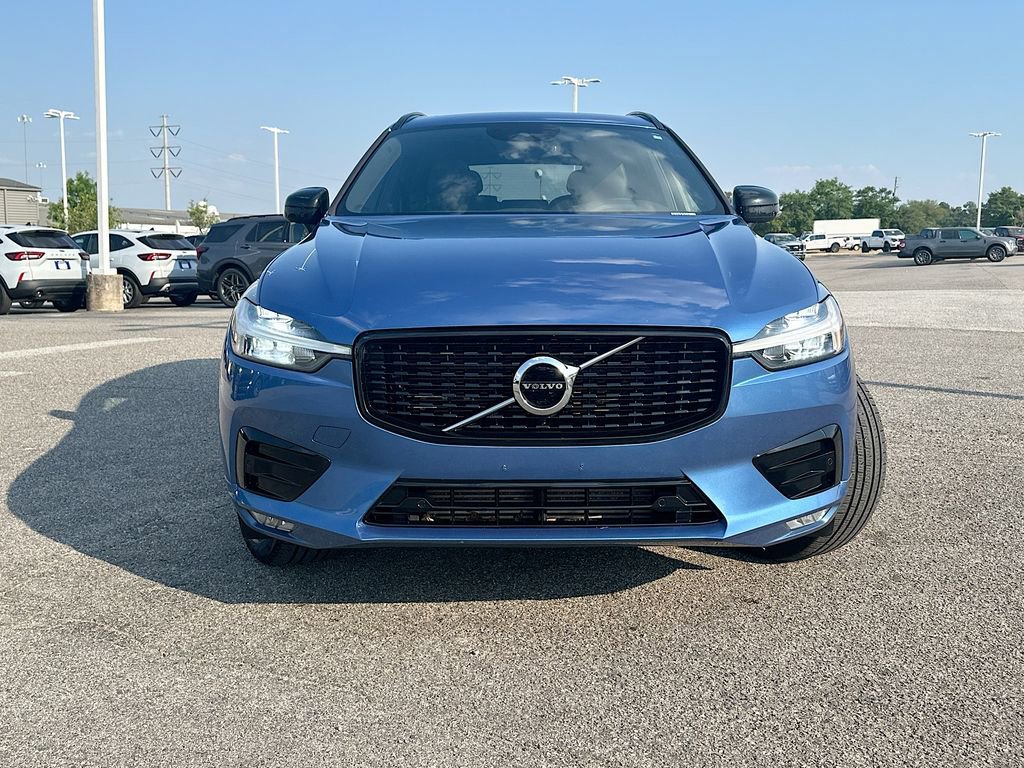 Used 2021 Volvo XC60 T5 R-Design w/ Climate Package AWD/4WD image 5