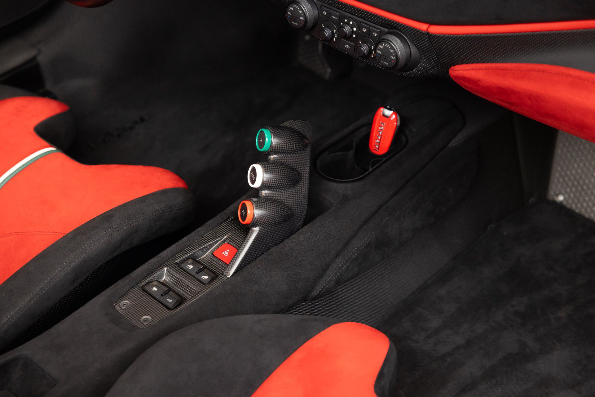 Certified 2020 Ferrari 488 Pista Spider RWD image 88