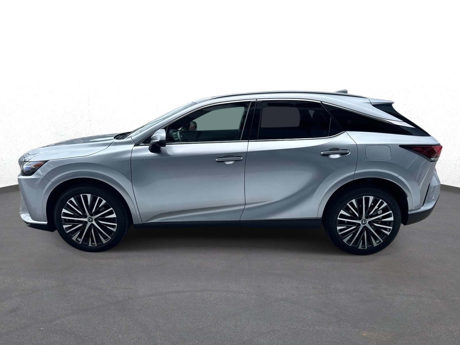 Used 2025 Lexus RX 350 Premium Plus w/ Accessory Package (Z1) FWD image 6