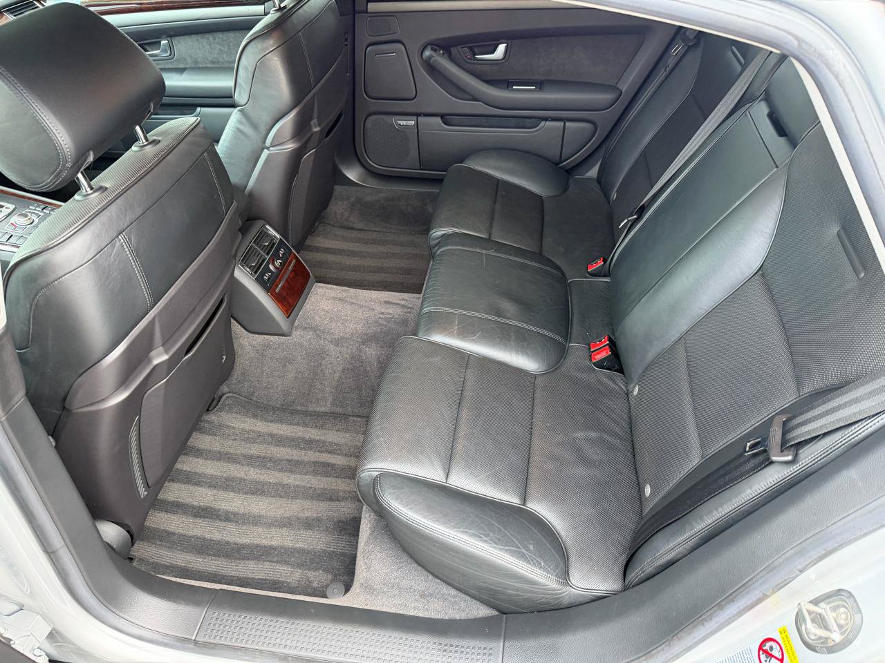Used 2004 Audi A8 L 4.2 AWD/4WD image 10