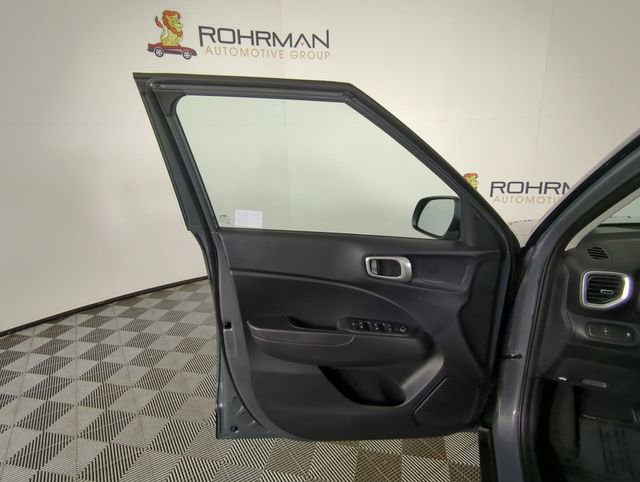 New 2026 Hyundai Venue SEL image 17
