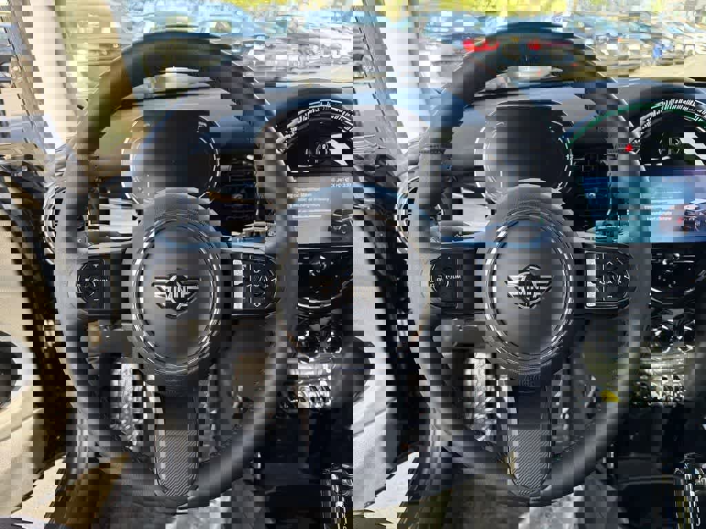 Used 2023 MINI Cooper SE image 12