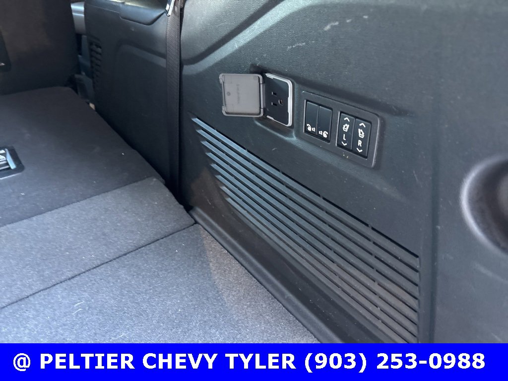 Used 2024 Chevrolet Tahoe High Country image 26