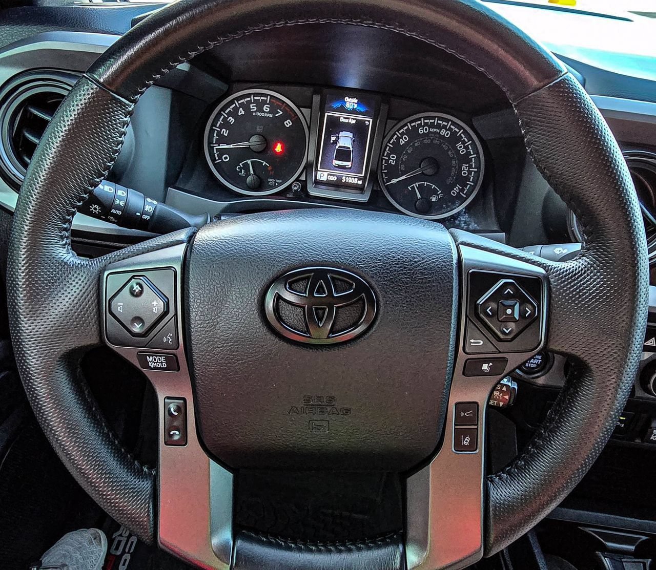 Used 2023 Toyota Tacoma TRD Pro AWD/4WD image 33