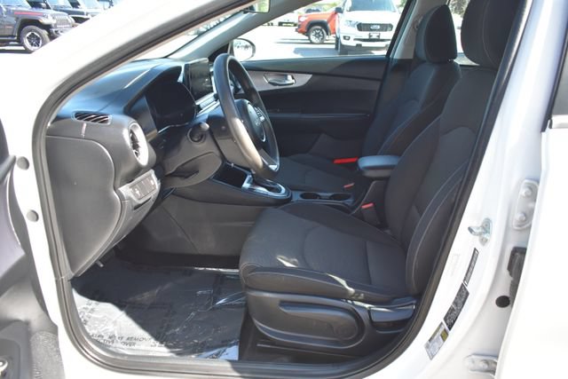 Used 2024 Kia Forte LXS FWD image 15