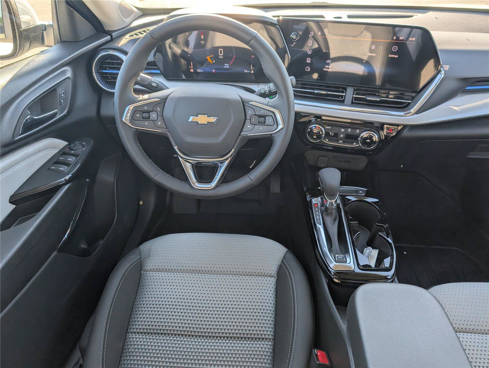 New 2026 Chevrolet Trax LT w/ Driver Confidence Package FWD image 28