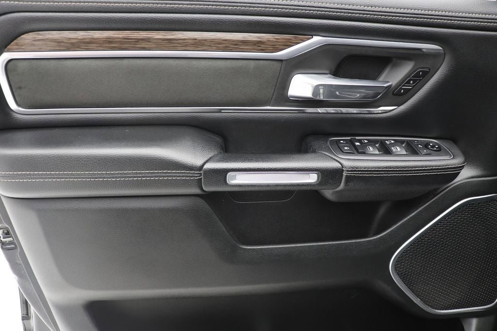 Used 2019 RAM 1500 Laramie image 18