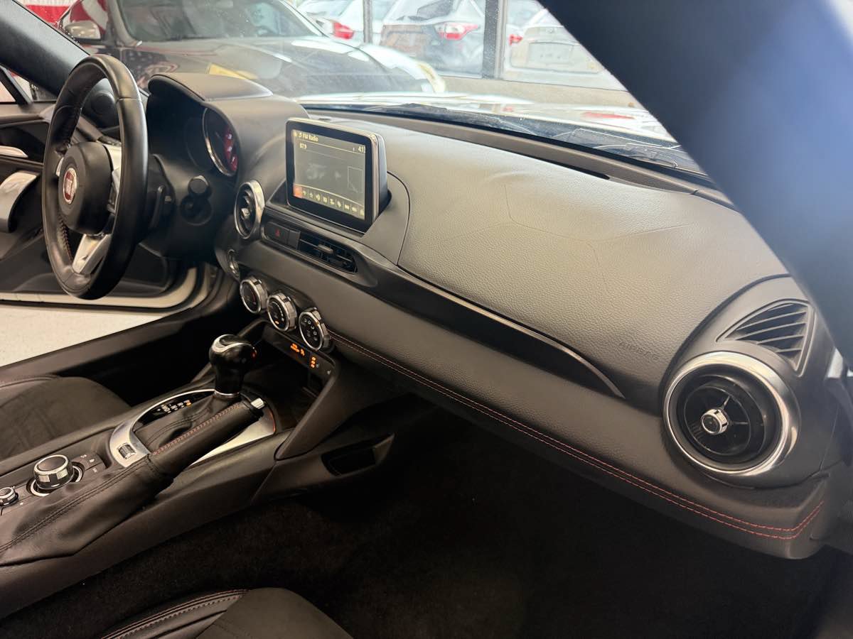 Used 2017 FIAT 124 Spider Abarth RWD image 16