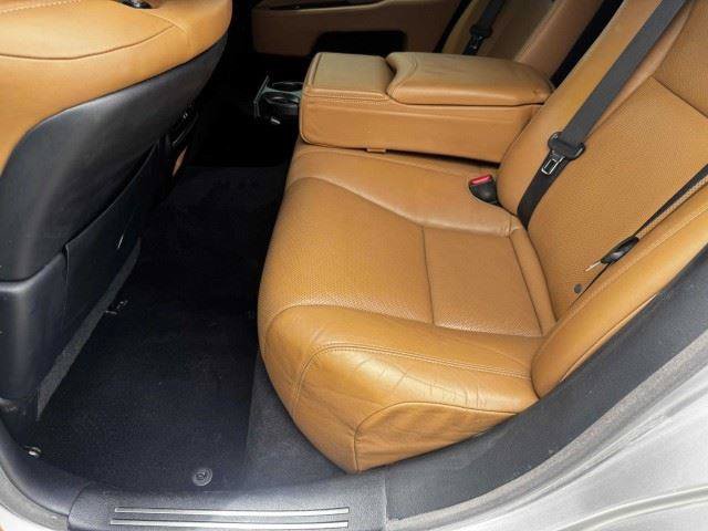 Used 2014 Lexus LS 460 w/ F Sport Package RWD image 40