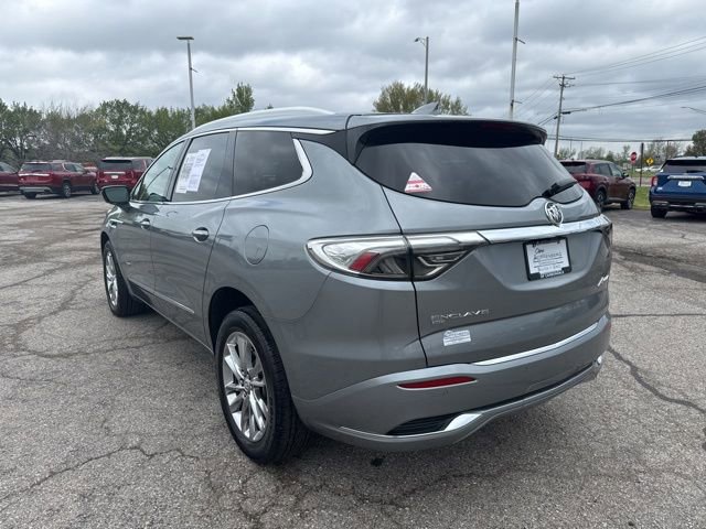 Used 2023 Buick Enclave Avenir w/ Avenir Technology Package AWD/4WD image 18