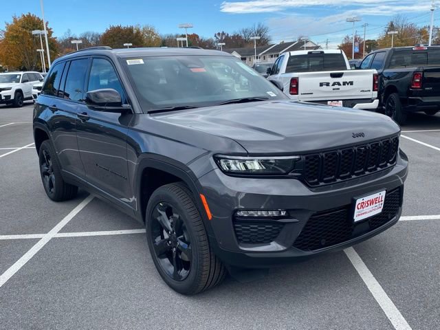 New 2025 Jeep Grand Cherokee Limited w/ Luxury Tech Group II image 2