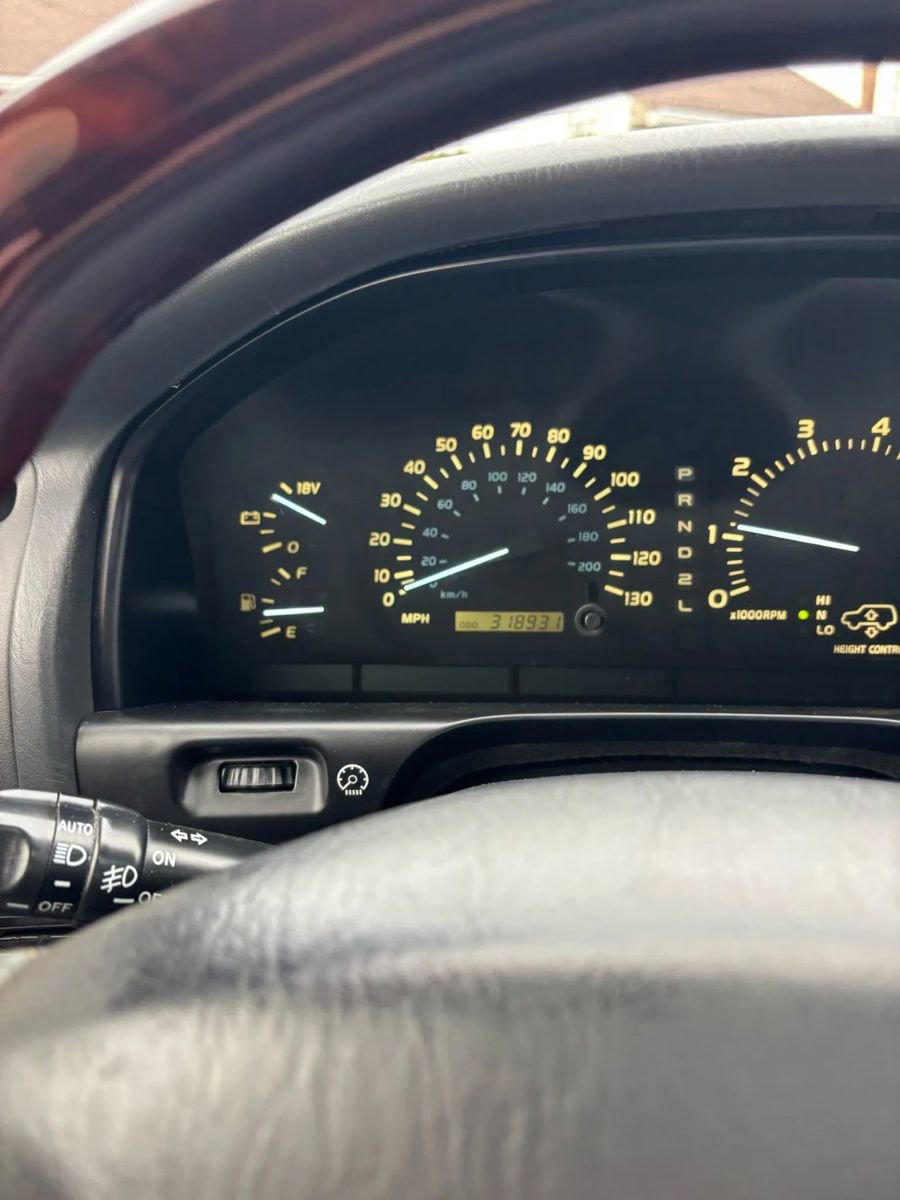 Used 2000 Lexus LX 470 4WD image 54