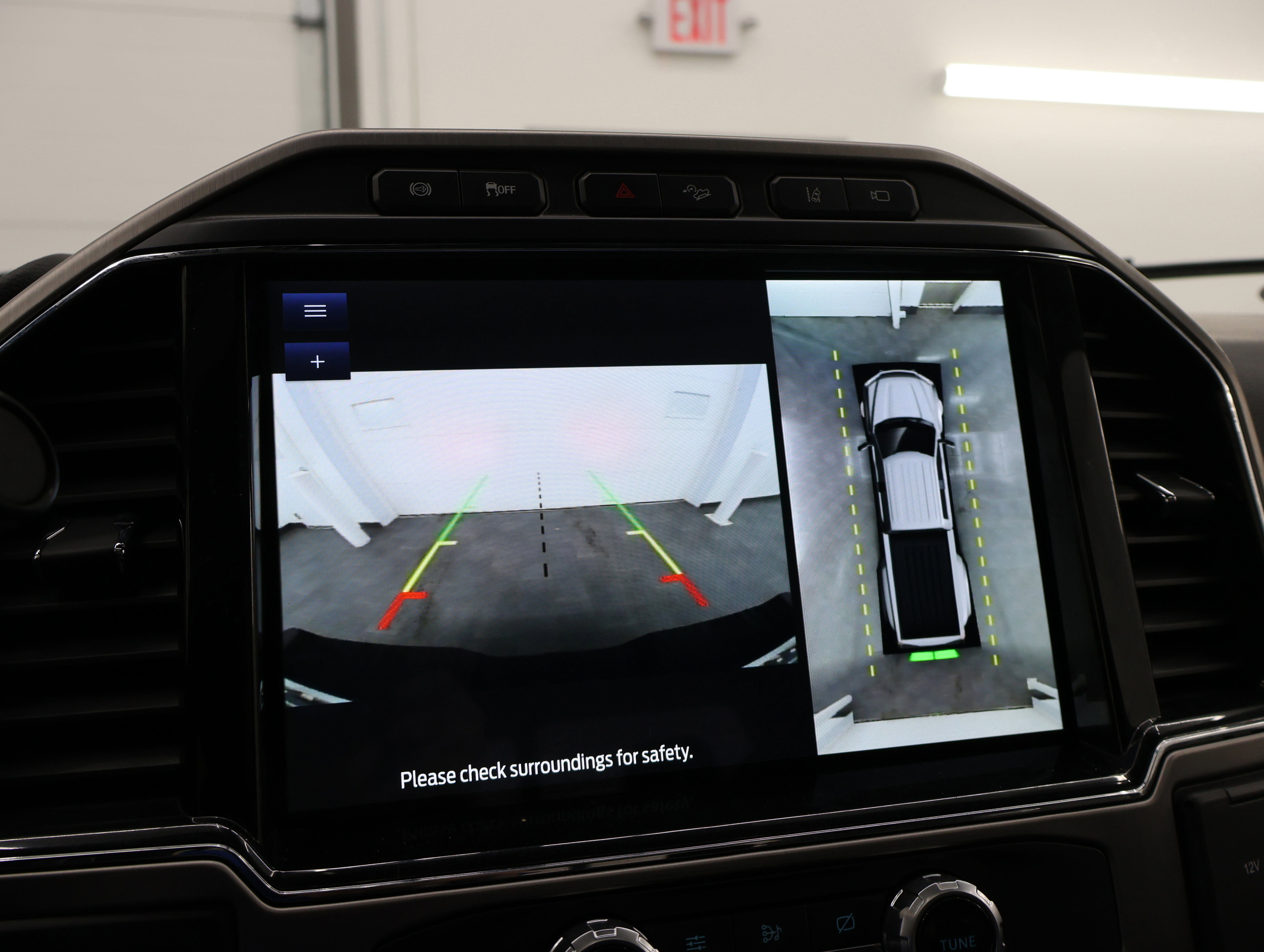 Used 2022 Ford F350 Platinum image 16