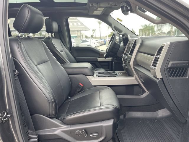 Used 2018 Ford F250 Lariat w/ Lariat Ultimate Package AWD/4WD image 29