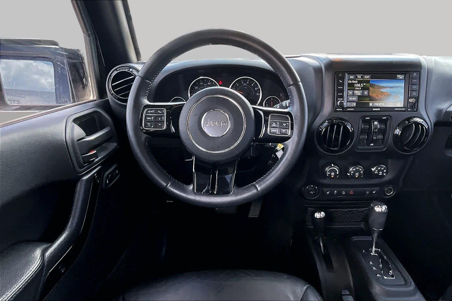 Used 2015 Jeep Wrangler Unlimited Sahara AWD/4WD image 5