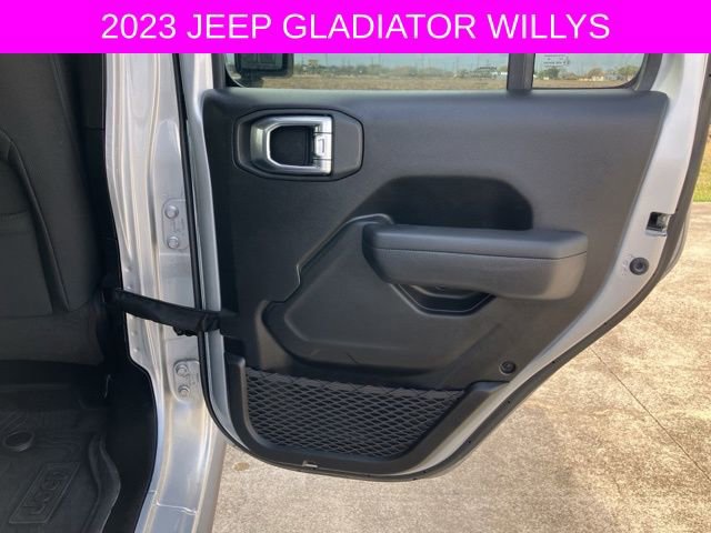 Used 2023 Jeep Gladiator Willys image 16