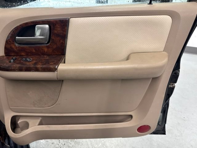 Used 2004 Ford Expedition Eddie Bauer AWD/4WD image 27