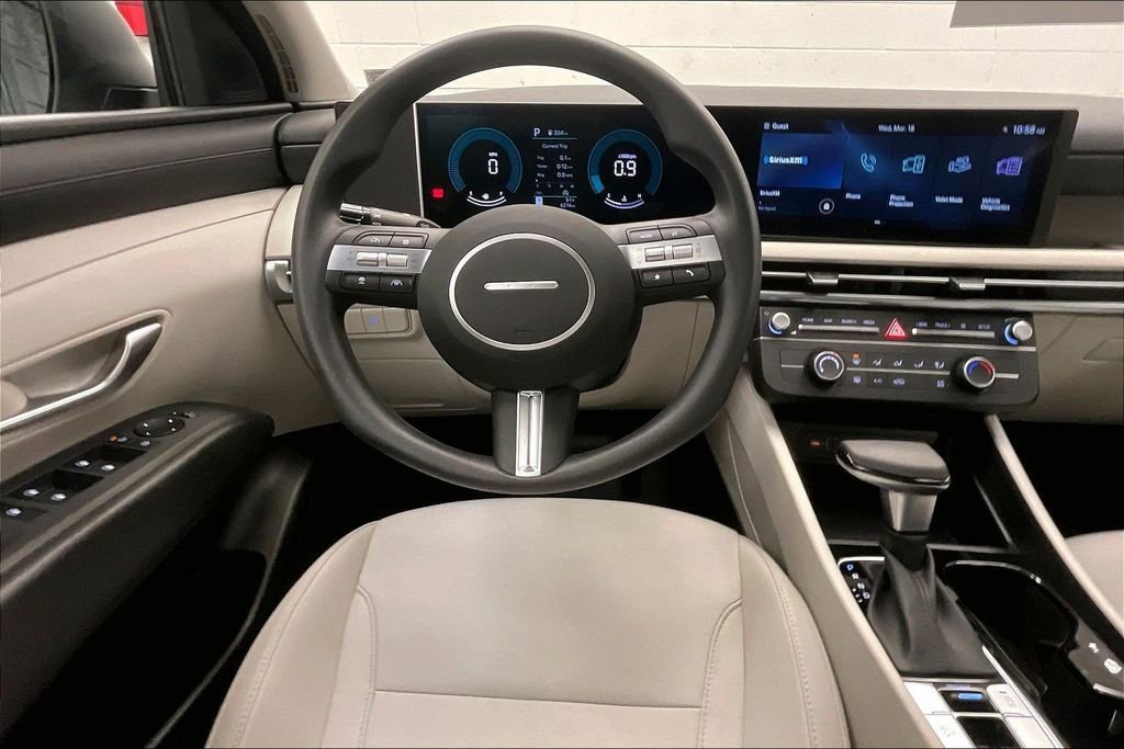 Certified 2026 Hyundai Tucson SE FWD image 4