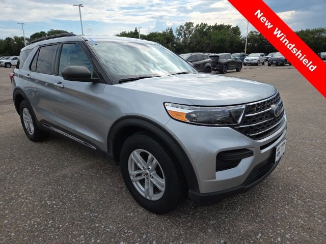 Used 2022 Ford Explorer XLT image 9