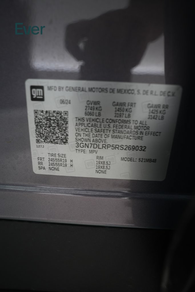 Used 2024 Chevrolet Equinox EV LT w/ LPO, Blackout Package FWD image 28