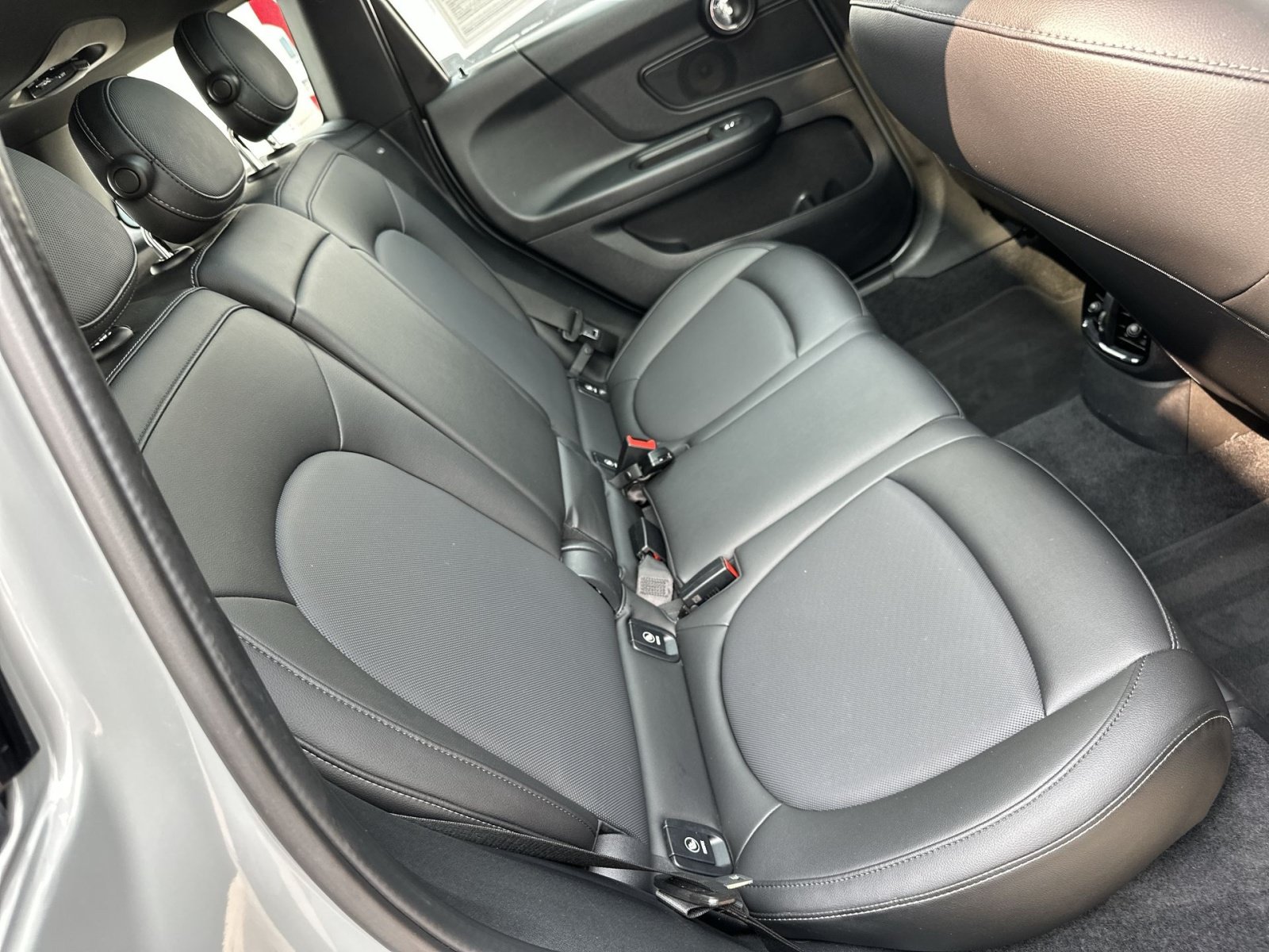 Used 2021 MINI Cooper Countryman FWD image 32