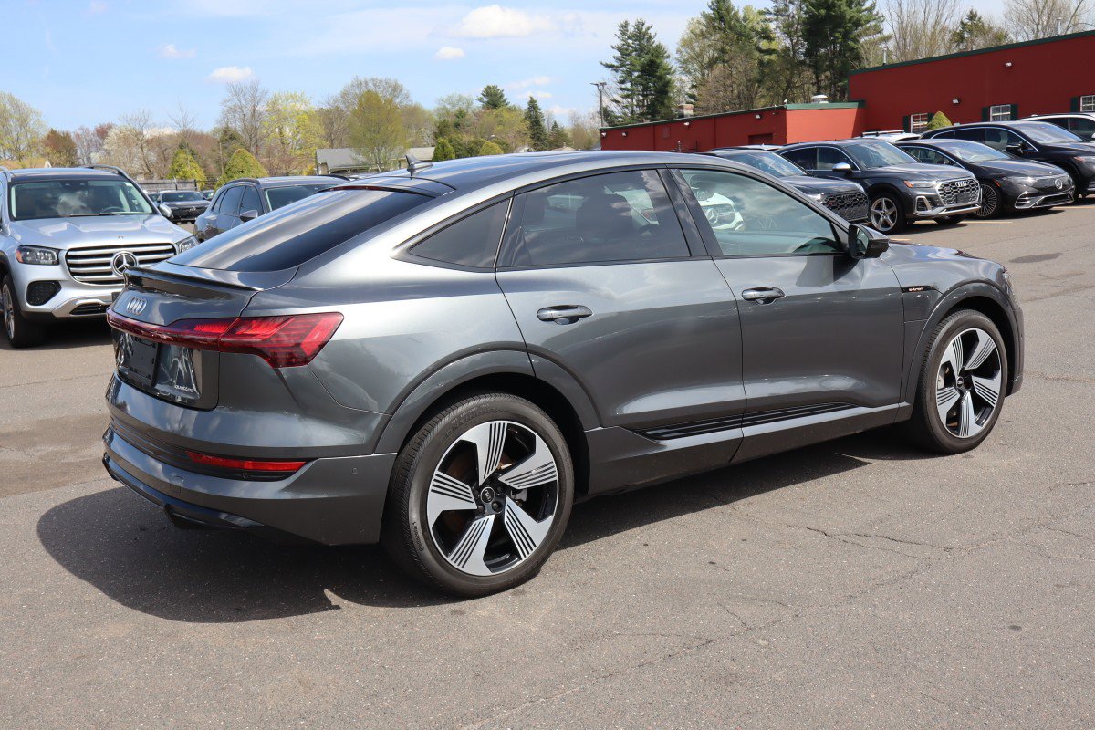 Used 2021 Audi e-tron Prestige w/ Prestige Package AWD/4WD image 5