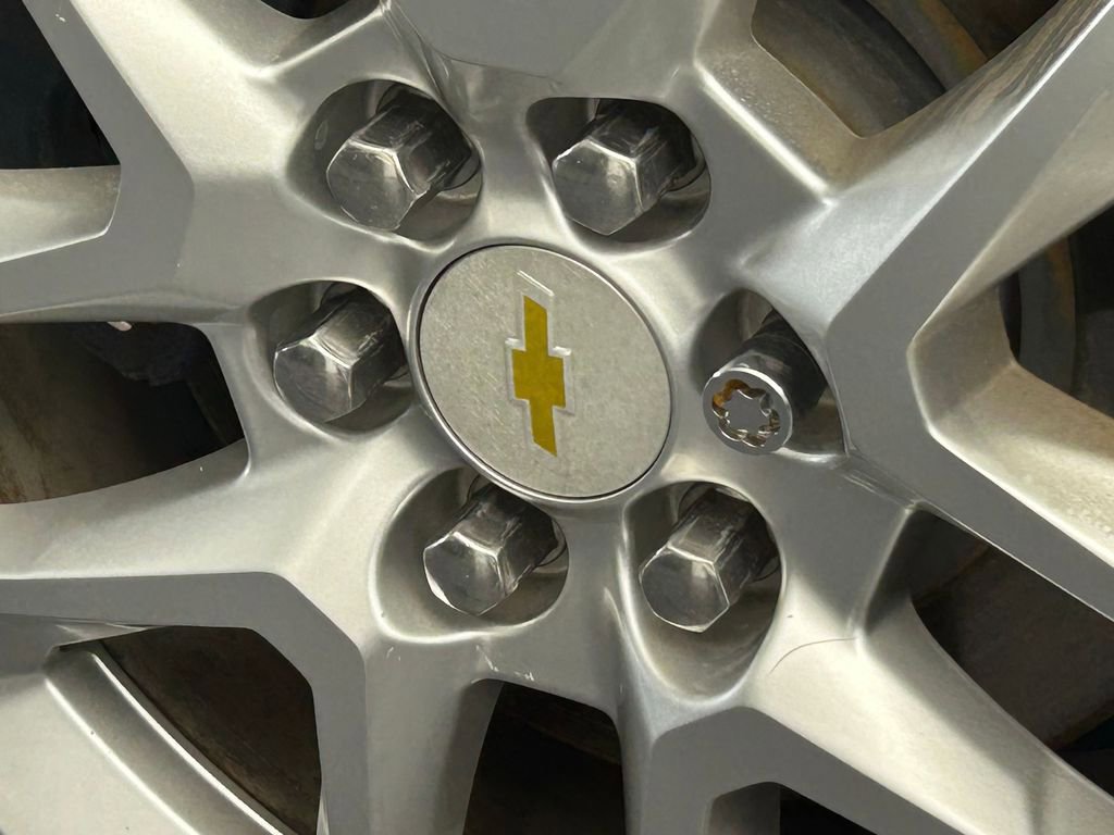 Used 2019 Chevrolet Traverse LT FWD image 31