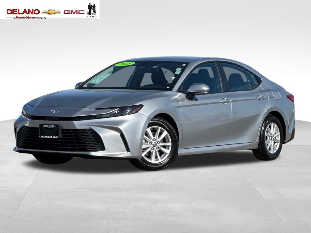 Used 2025 Toyota Camry LE FWD image 1