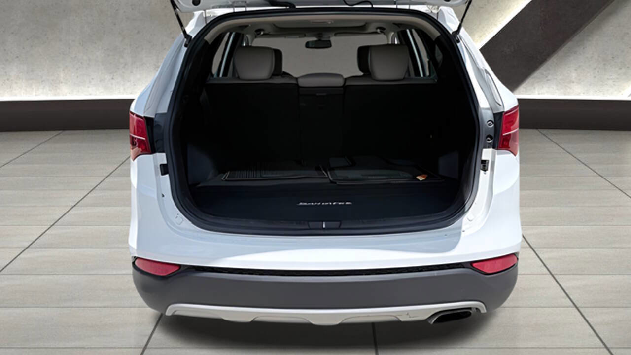 Used 2013 Hyundai Santa Fe Sport w/ Technology Pkg FWD image 23